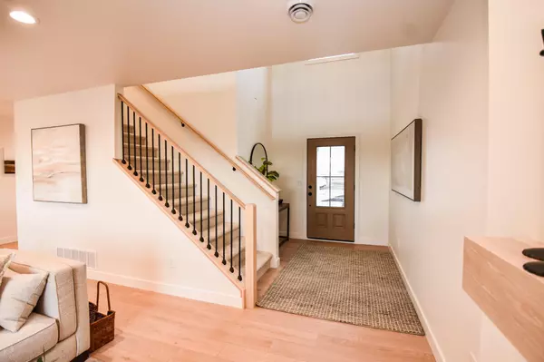 Moorhead, MN 56560,2309 37 AVE S