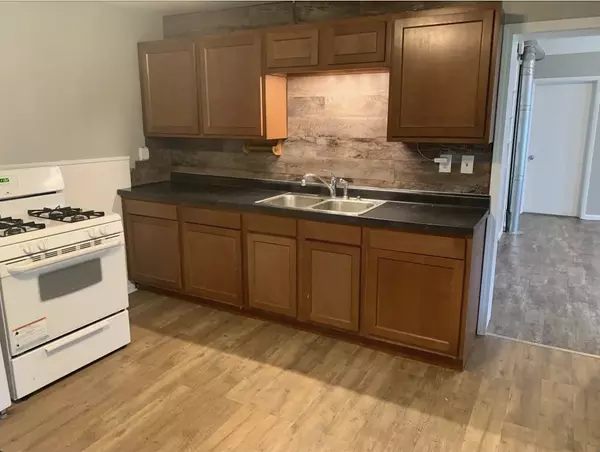 Saint Paul, MN 55106,503 Forest ST