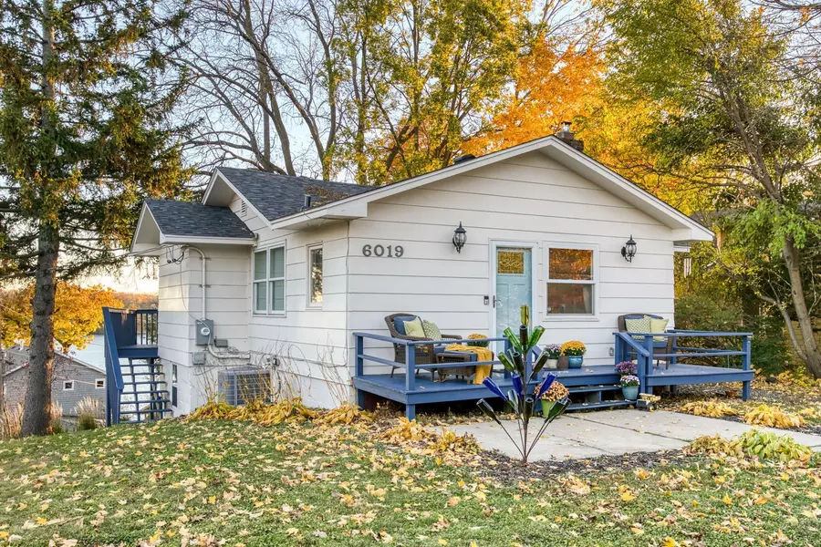 6019 Cherrywood RD, Mound, MN 55364