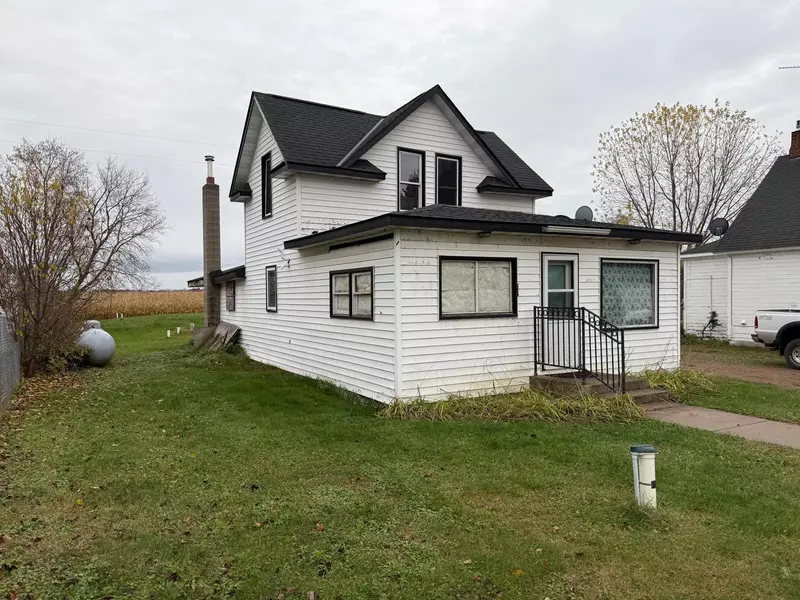 16595 20th ST, Princeton, MN 55371