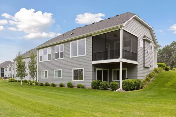 Gem Lake, MN 55110,25 Summit Farm LN