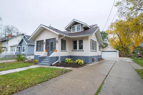 Fargo, ND 58103,1112 University DR S