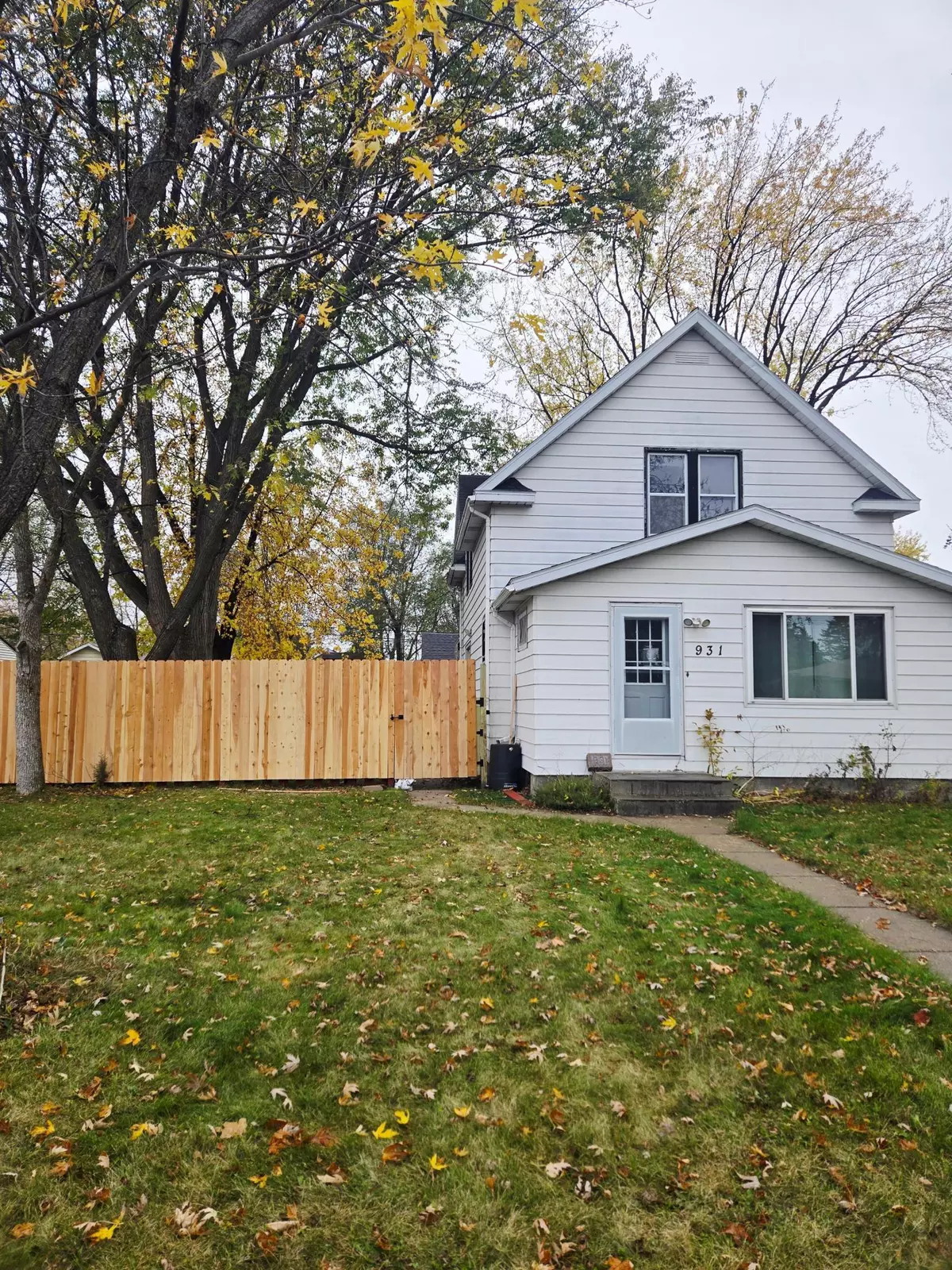 Saint Cloud, MN 56303,931 37th AVE N