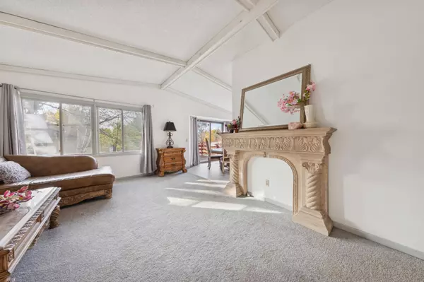 Brooklyn Park, MN 55444,533 81st AVE N