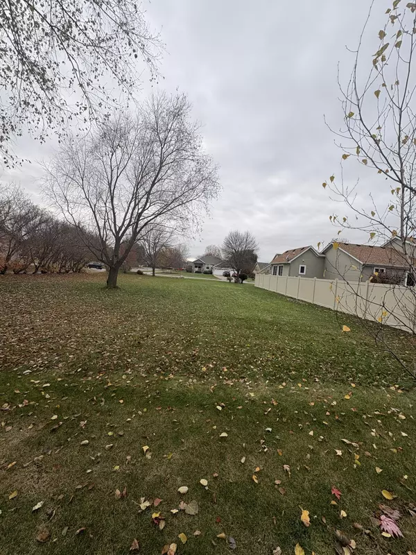 Sartell, MN 56377,704 19th AVE N