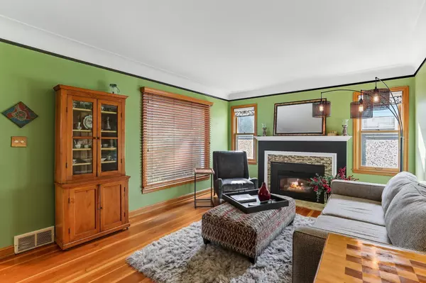 Minneapolis, MN 55417,5644 19th AVE S