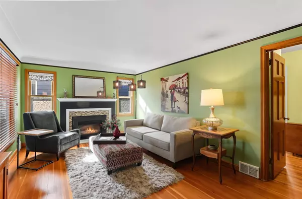 Minneapolis, MN 55417,5644 19th AVE S