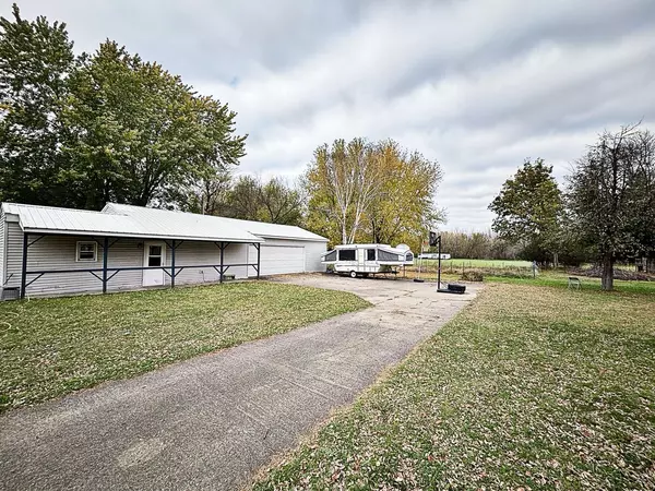 Redwood Falls, MN 56283,311 Front ST E