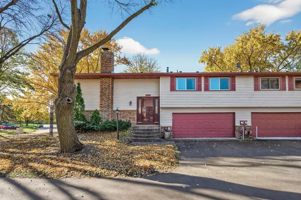 Oakdale, MN 55128,3622 Garden BLVD N