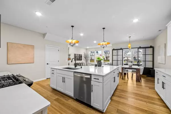 Lake Elmo, MN 55042,9652 4th Street LN N