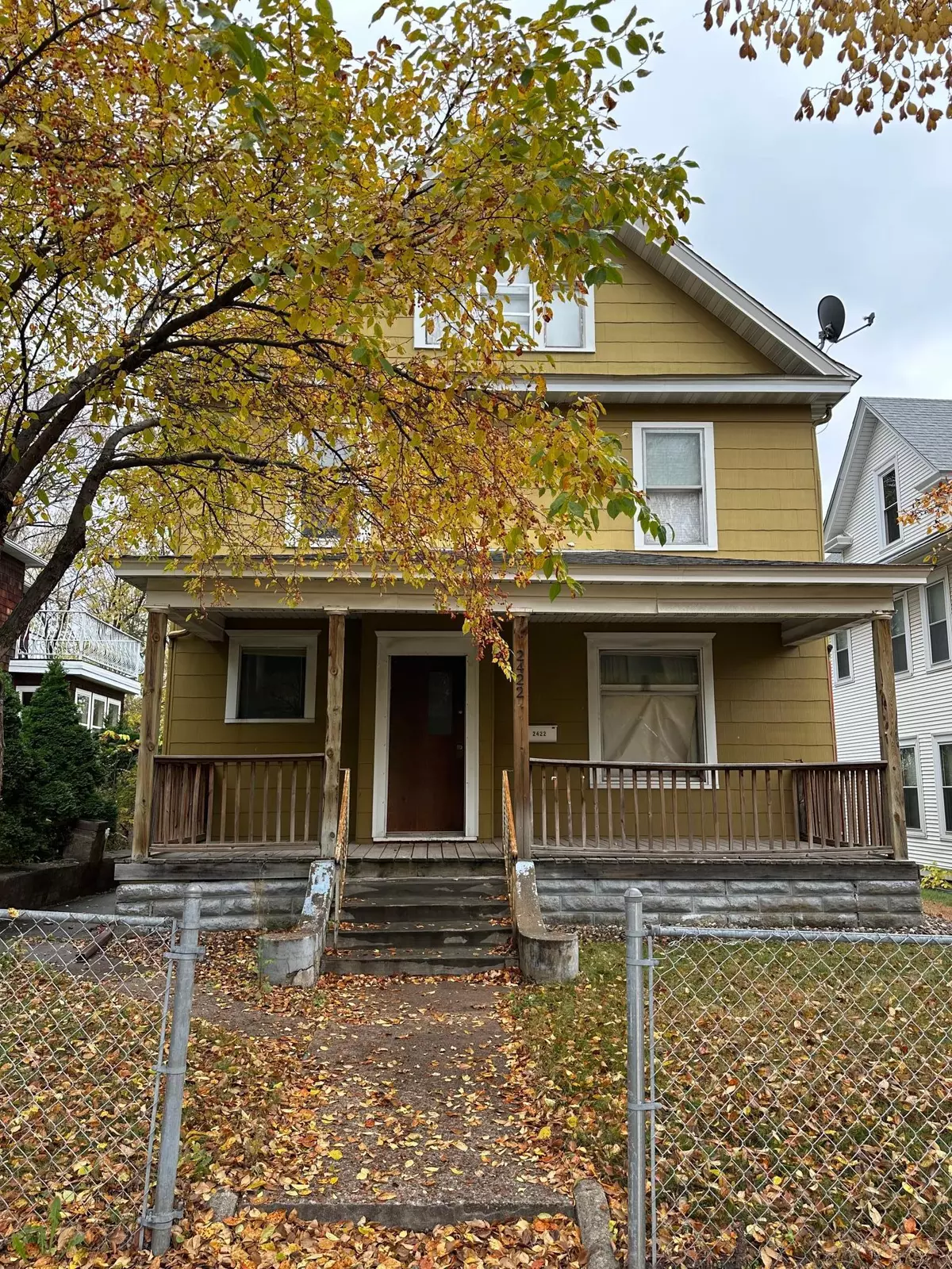 Minneapolis, MN 55411,2422 Lyndale AVE N