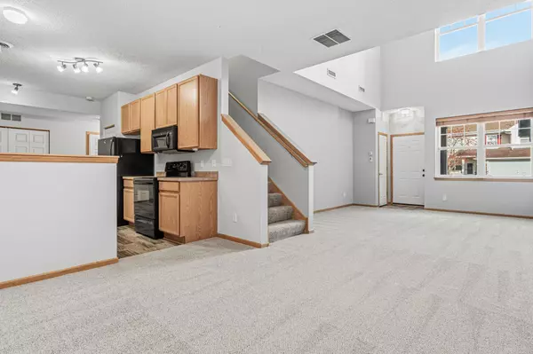 Lakeville, MN 55024,5377 172nd ST W #2002