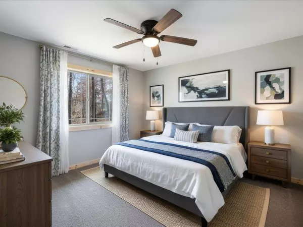 Breezy Point, MN 56472,31687 Summer DR