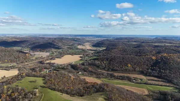 0 County 6, La Crescent Twp, MN 55947