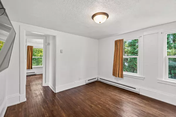 Saint Paul, MN 55104,828 Englewood AVE