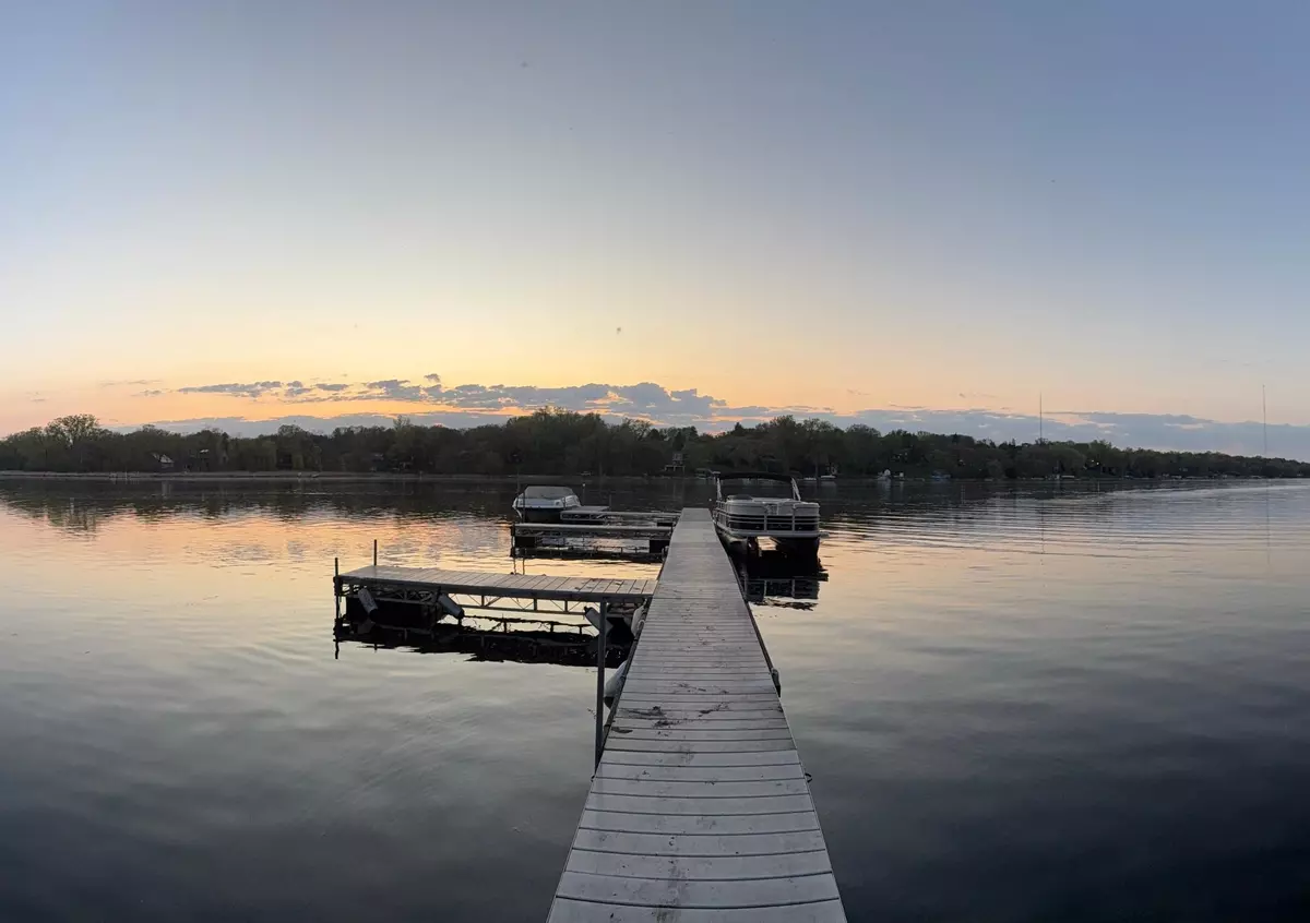 Roseville, MN 55113,613 S Owasso BLVD W