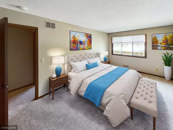 Maple Grove, MN 55369,9343 Ranchview LN N