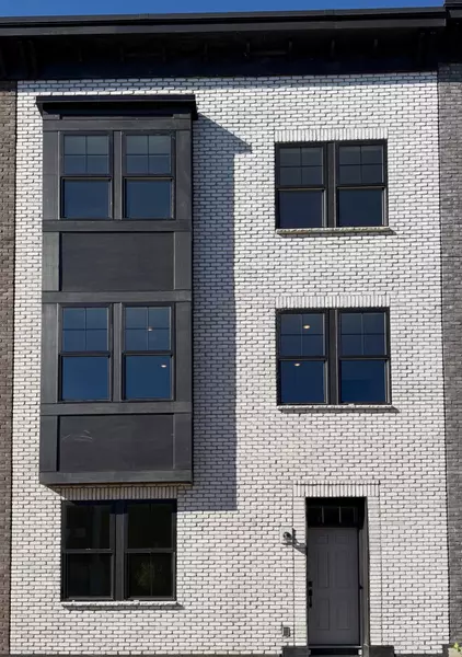 909 Mount Curve BLVD #F, Saint Paul, MN 55116