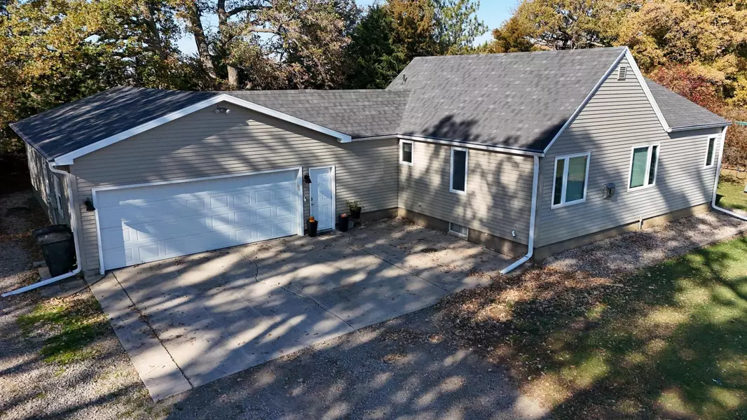 50010 Apple AVE, Northwood, IA 50459