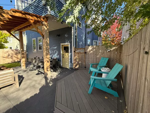 Minneapolis, MN 55409,3628 Nicollet AVE