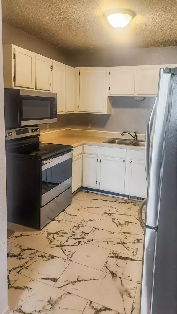 Saint Michael, MN 55376,9 Heights RD NE