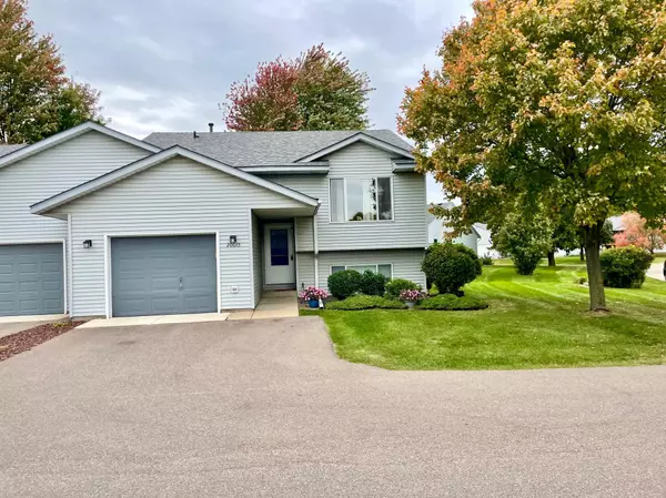 20035 Ideal WAY, Lakeville, MN 55044