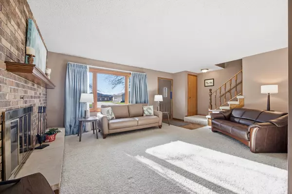 Moorhead, MN 56560,912 Belsly BLVD