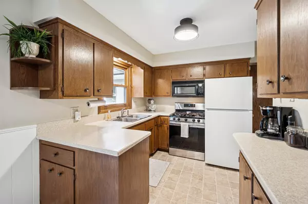 Blaine, MN 55434,8722 Jackson ST NE