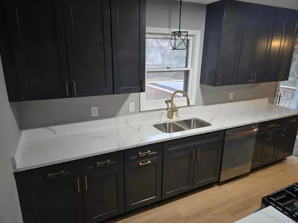 Oakdale, MN 55128,2741 Gresham AVE N