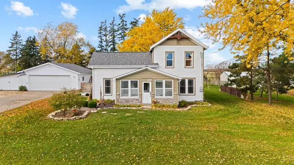 2032 Wabasha AVE, Saint Charles, MN 55972