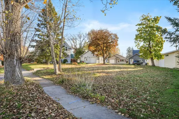 Amery, WI 54001,214 Amundson ST N