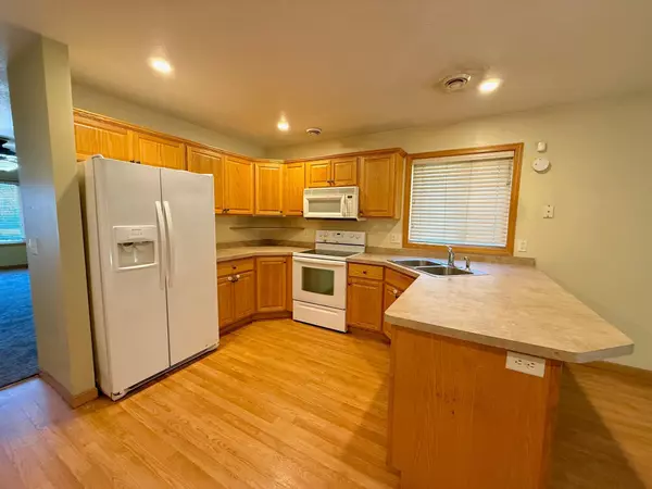 Saint Cloud, MN 56303,2328 67th AVE N