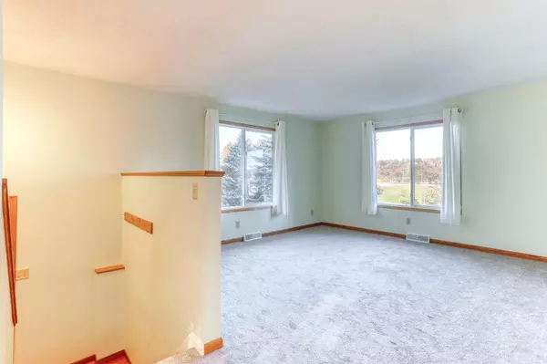 River Falls, WI 54022,1580 E Division ST