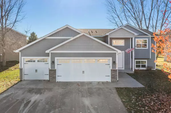 Isanti, MN 55040,905 Bellaire BLVD NW