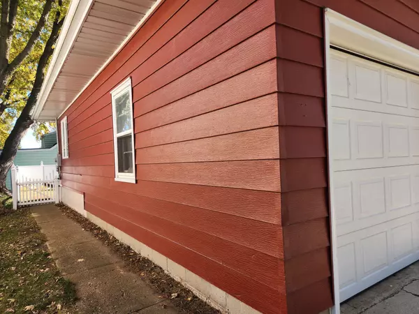 Albert Lea, MN 56007,902 Clausen AVE