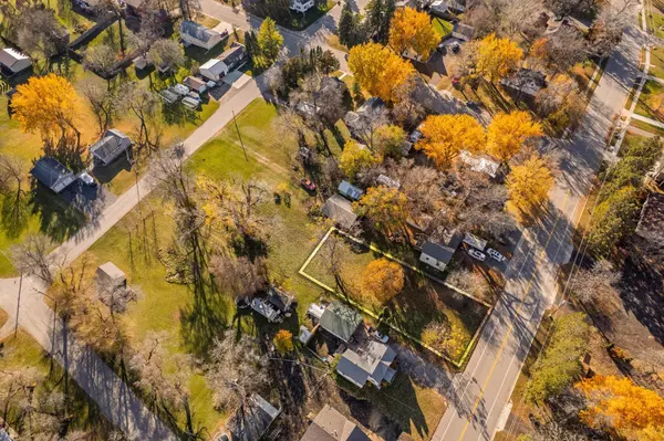 Osakis, MN 56360,816 E Lake ST