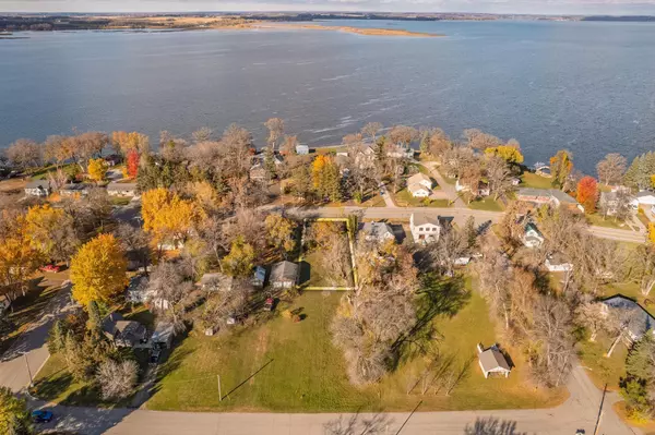 Osakis, MN 56360,816 E Lake ST