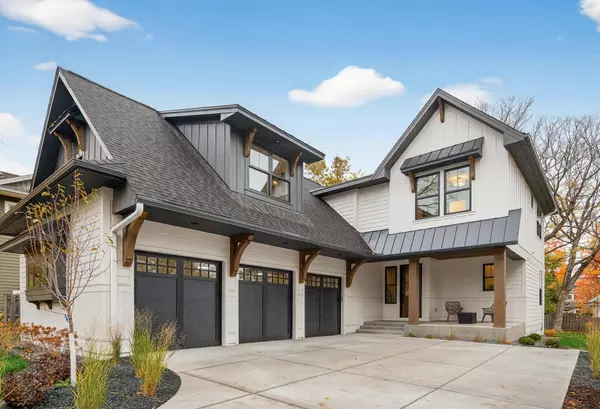 Wayzata, MN 55391,641 Park ST E