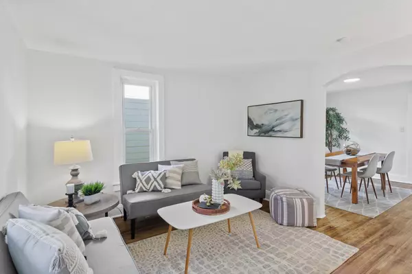 844 Howell ST N, Saint Paul, MN 55104