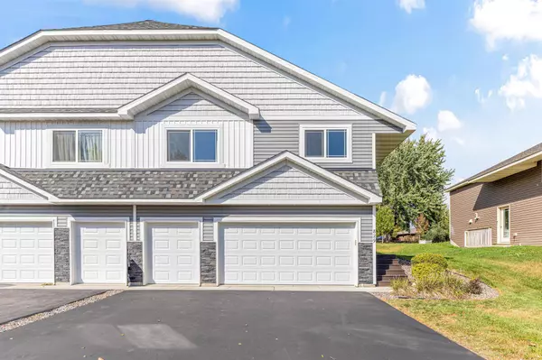 829 Reo RD, Watertown, MN 55388