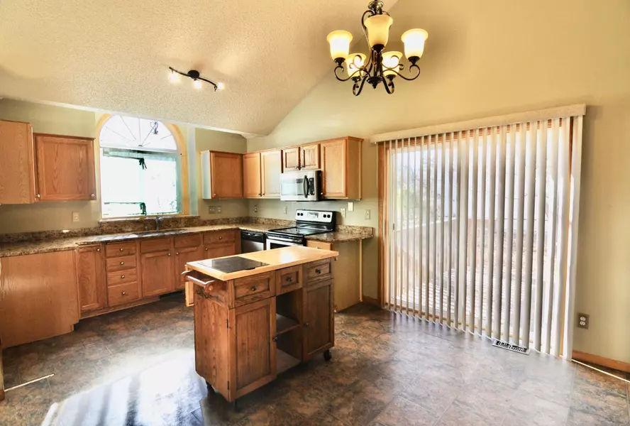 1017 Larch ST, Farmington, MN 55024