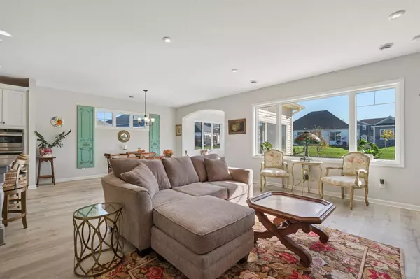 Excelsior, MN 55331,6737 Bellflower DR