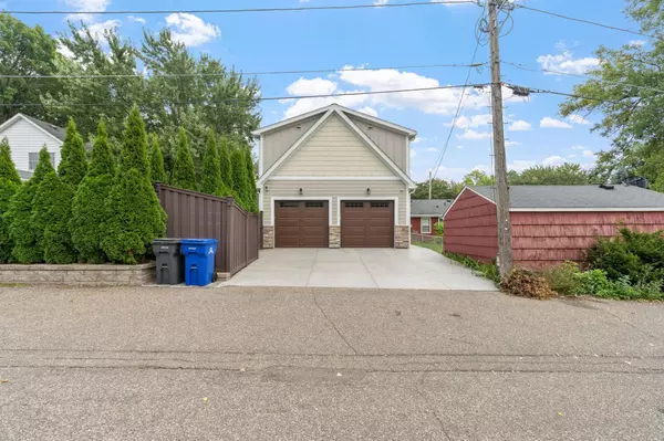 Saint Paul, MN 55105,263 Lexington Pkwy S