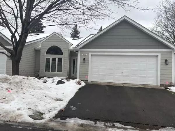 801 Southcross DR E, Burnsville, MN 55306