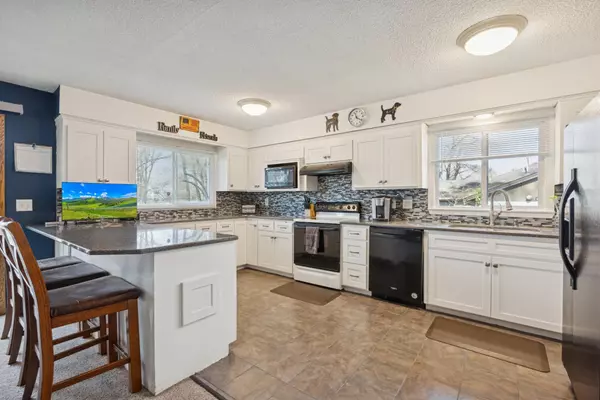 Coon Rapids, MN 55433,10648 Wren ST NW