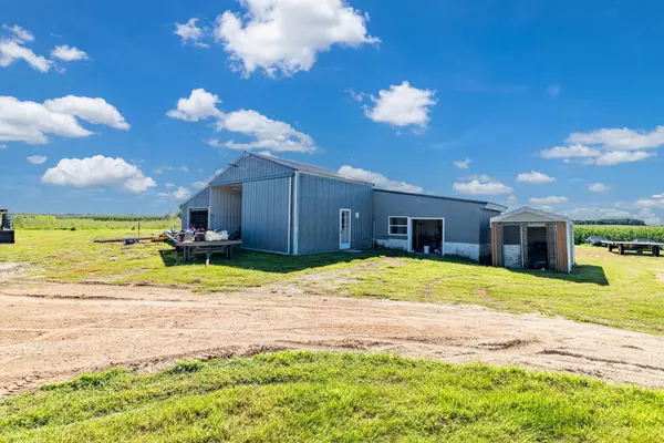 Appleton, MN 56208,755 240th AVE SW