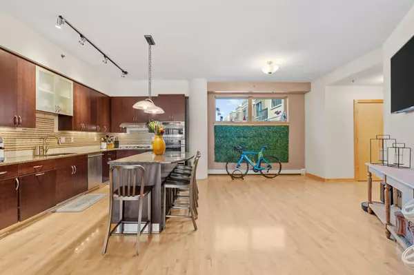 Minneapolis, MN 55401,401 N 2nd ST #504