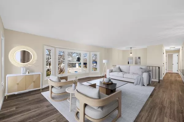 790 Carla LN, Little Canada, MN 55109