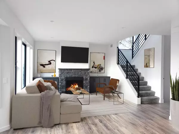 Oakdale, MN 55128,48X Gentry Ave.