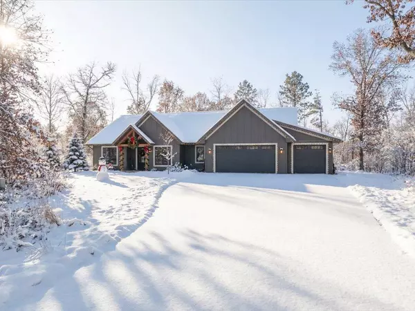 24747 Cove TRL, Nisswa, MN 56468